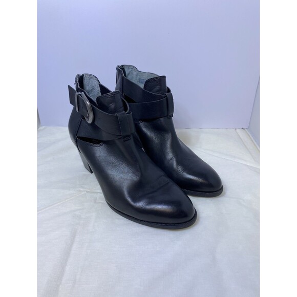 Vionic Womens Size 8 M Black Leather Zip Buckle Ankle Fashion Boots Bootie - Picture 1 of 9
